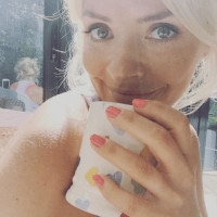 Image C:o Instagram.com:hollywilloughby