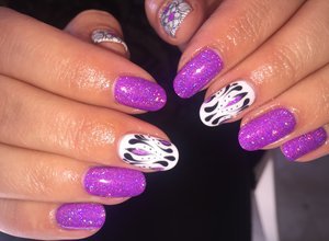 Lianne Barrie Purple Nails