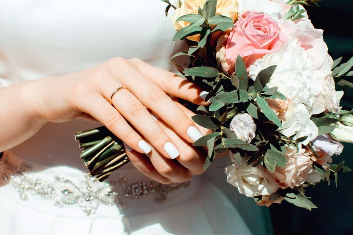 Bridal nails