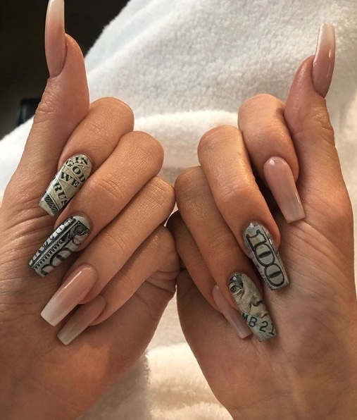 25 Nail Trends 2022 That will Make You Want to Wear : Kylie Jenner Nails  Look