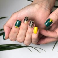 Karina perematko tropical nails