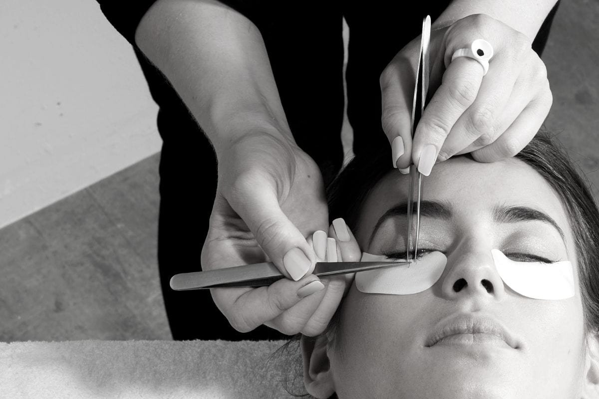 Lashes image c/o salon system