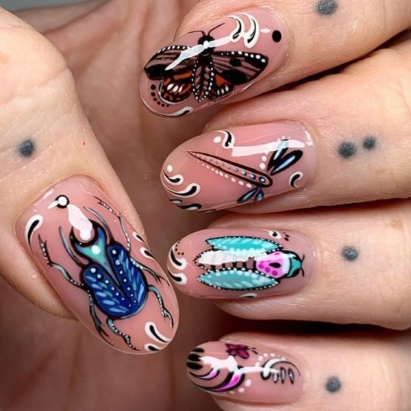 Beautiful bugs by @paintedbycourtney