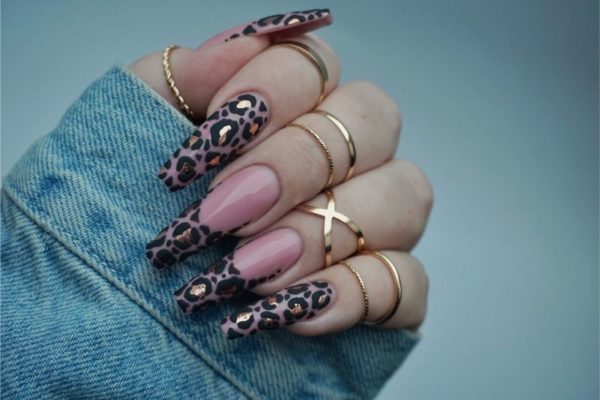 Fie Pedersen By Fie leopard nails