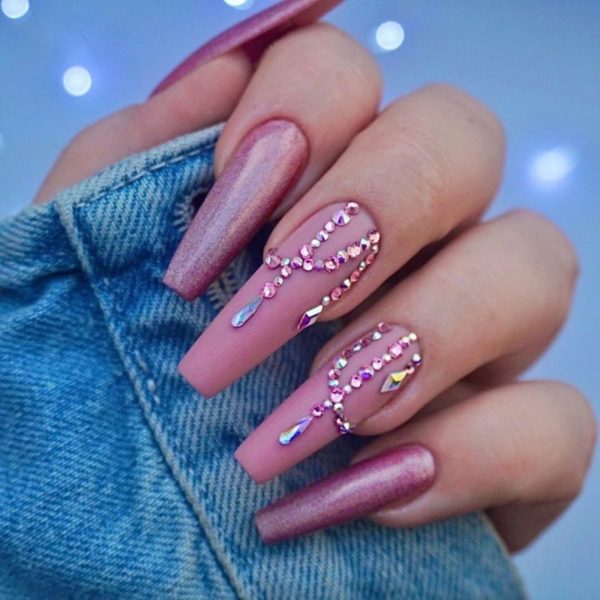 Fie Pedersen By Fie pink nails