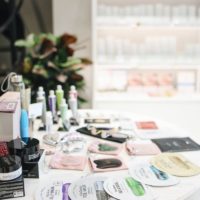 Cosmetic, toiletry and perfumery association counter