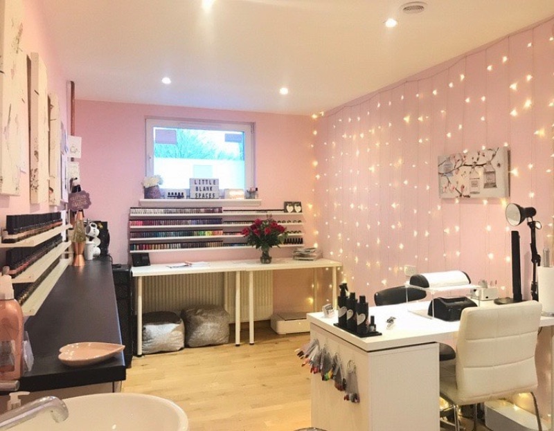 Salon in the Spotlight: Little Blank Spaces, Inverness – Scratch