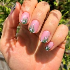 Fresh Floral Nails 1