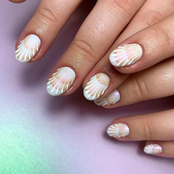 @polishedbylearnahstarbuck created this super seashell inspired look