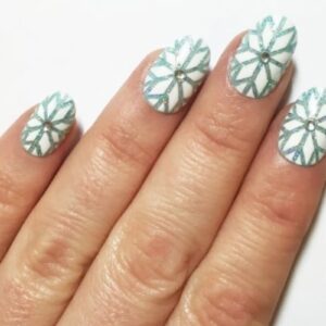 How to create a snowflake nail design