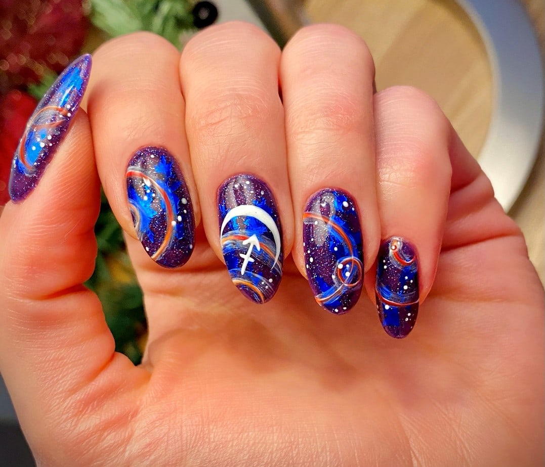 Sagittarius nails – Scratch