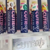 Cutie oils web feature