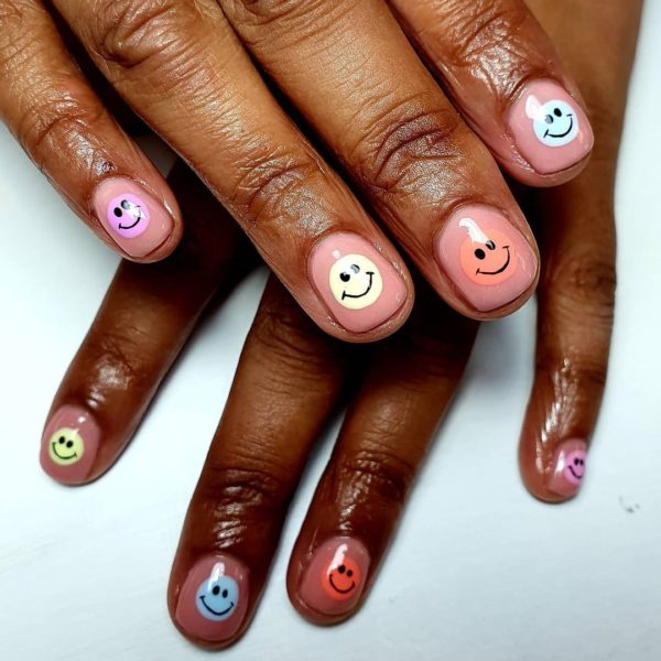 Lauren Melton welcomes back a client with this super smiley face design
