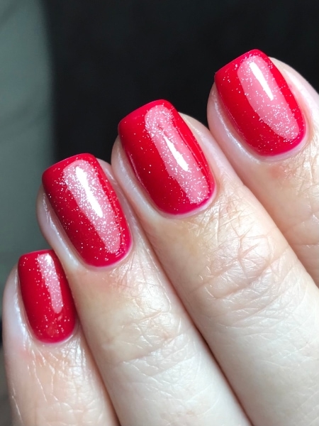 natalia hudson sparkley red nails