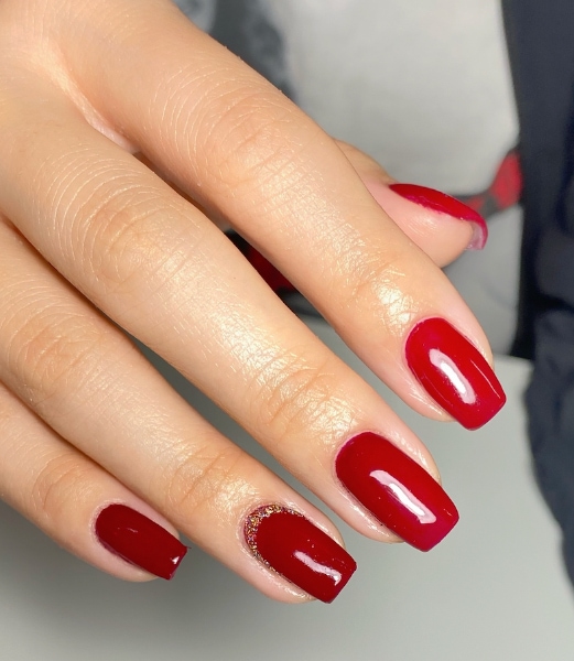 kerrie louise red nails