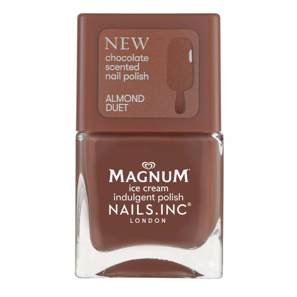 Nailsinc Packshots Magnum Almondduet Glazedalmond Bottle