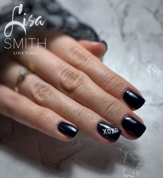 Lisa Smith Love Nails