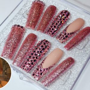 Scarlett senter press on nails