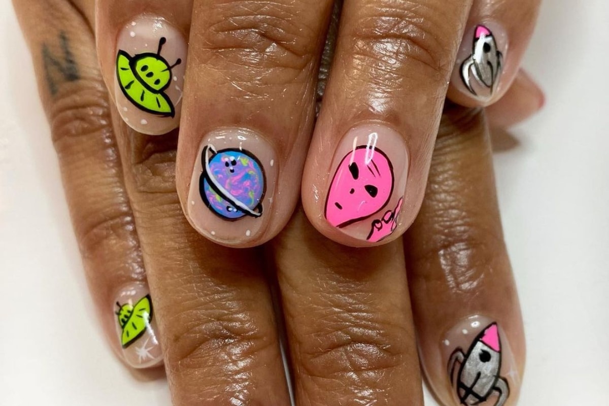 2. Extraterrestrial Nail Designs - wide 5
