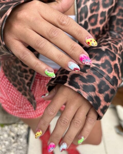 Lcroesnails