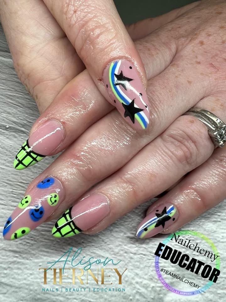 20 Cute Nail Art And Manicure Ideas For Pride Month 2023 | lupon.gov.ph