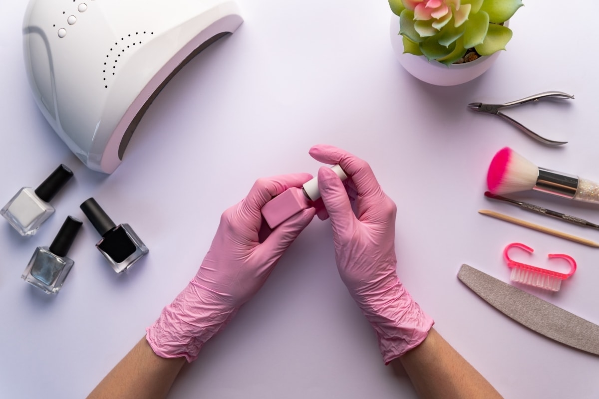 Are Your Gloves Protecting You Against Nail Ingredients