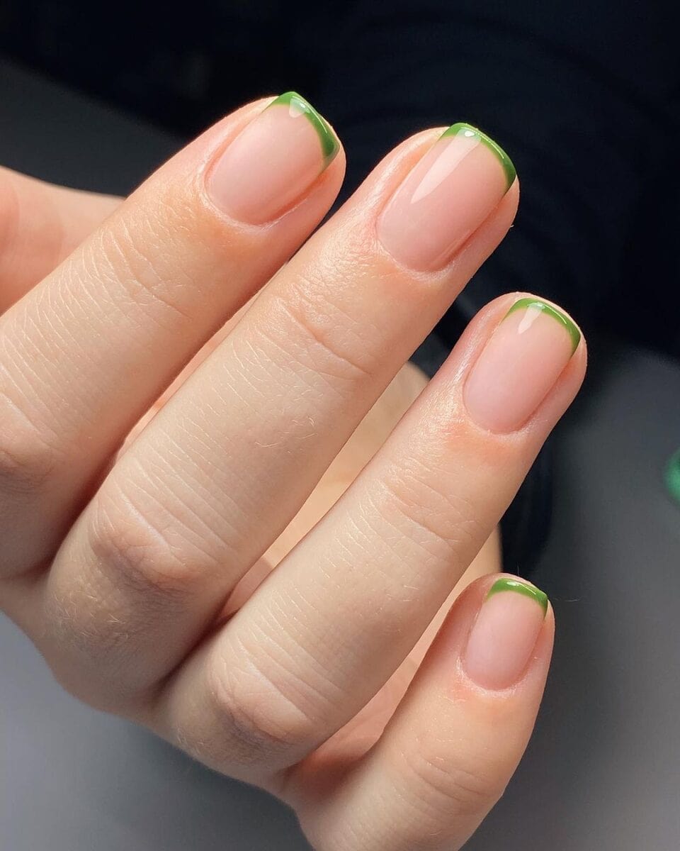 10 Lovely Green Nail Ideas to Try This Fall - Posh in Progress