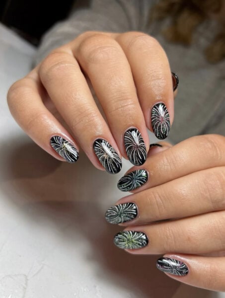 Learnahstarbuck Nailartist