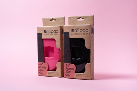 Nailpad Pink Black Packaging