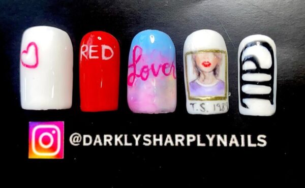 Darklysharplynails