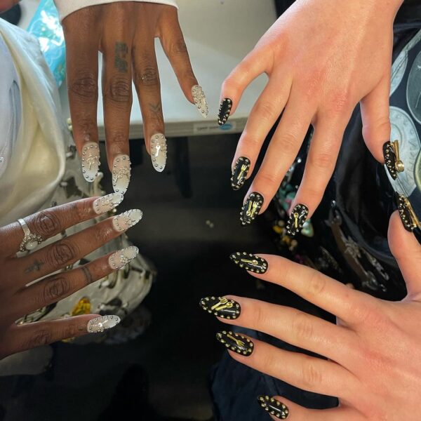 Nails for the Chopova Lowena runway, keyed by Ella Vivii and sponsored by Glitterbels. Image courtesy of @ellavivii