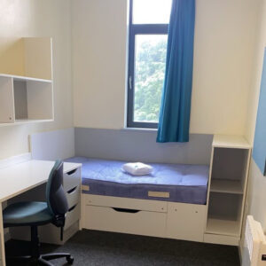 Livs Uni Room