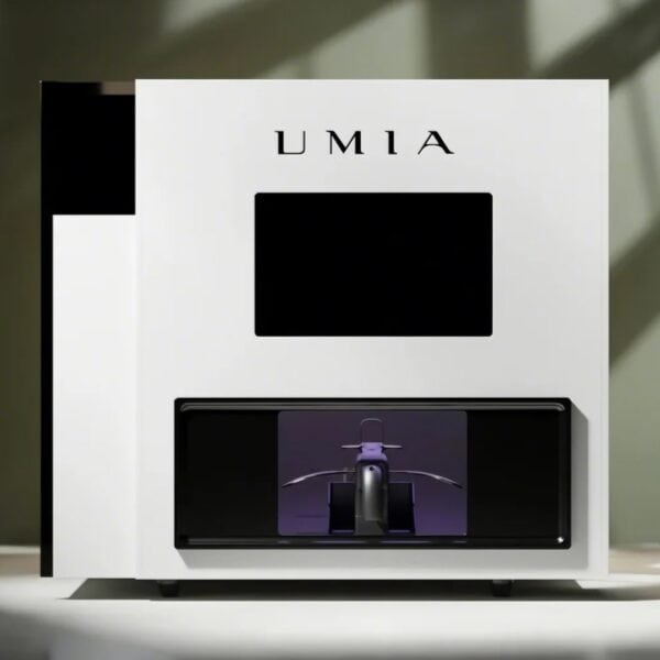 Umia Manicure Machine