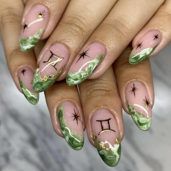 Nailswithclau