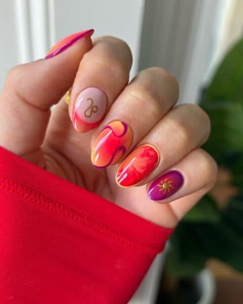@thenaillologist
