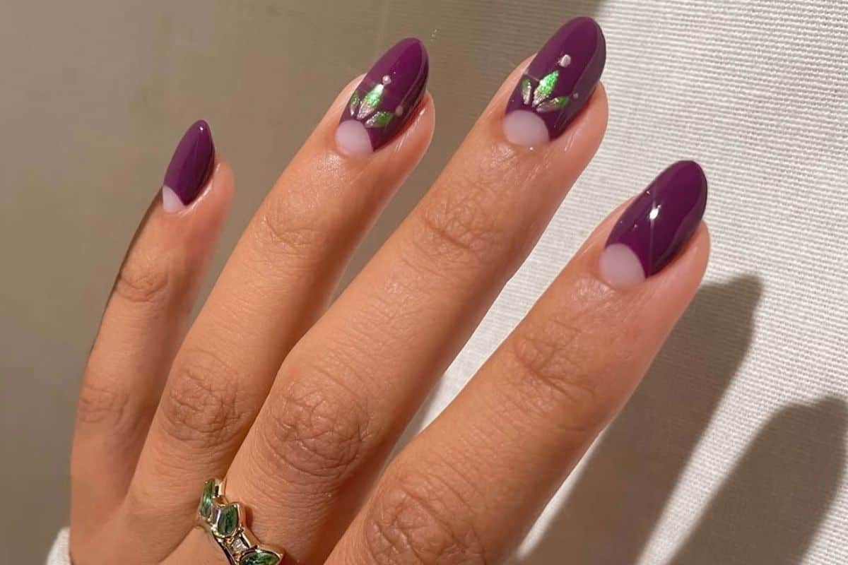 Plum nail design, image courtesy of Instagram.com:press_reset_nails Plum nail design, image courtesy of Instagram.com/press_reset_nails