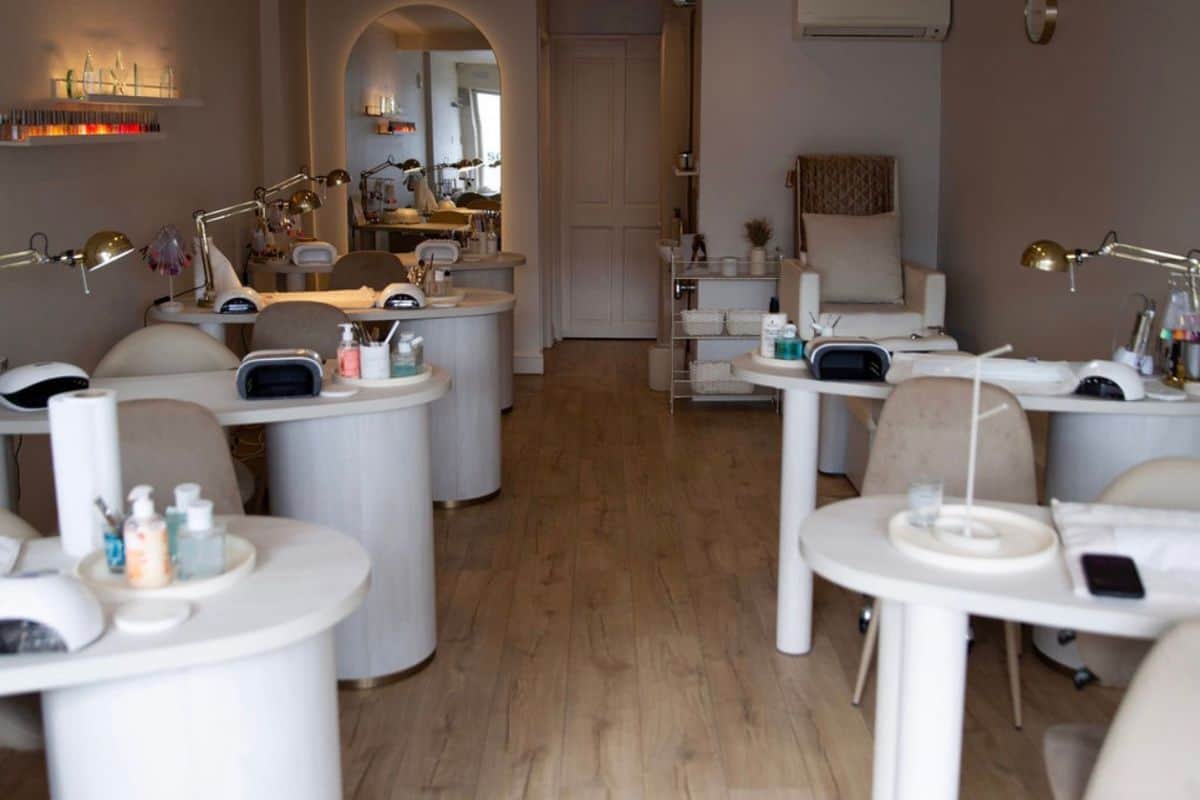 Scratch Nail & Beauty Salon spotlight web article lead image